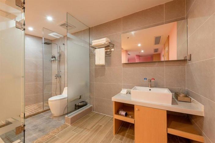 Hongxiang Hotel Гуанчжоу Экстерьер фото
